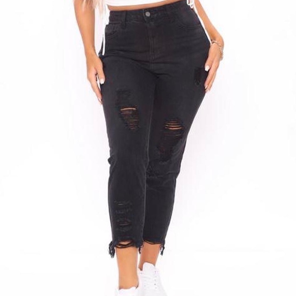 Fashion Nova Boyfriend Jeans Size 3 Black High Waisted Distressed Torn Up Ripped